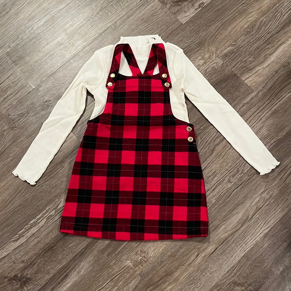 Max Studio Kids Jumper and Matching Top Size 5T NWT